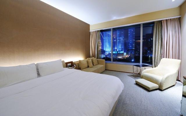 Read more about the article Luxury Room